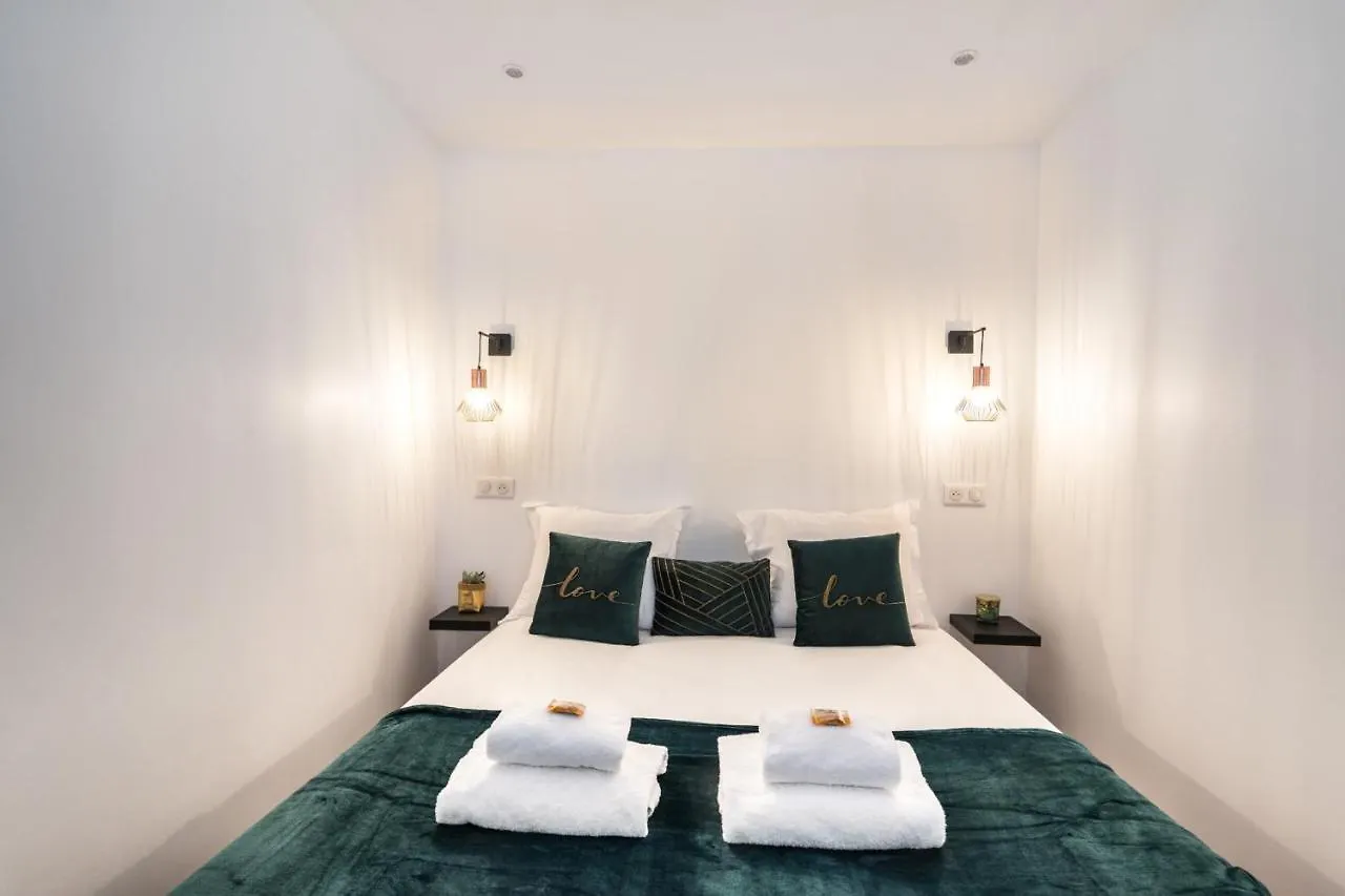 Cmg Rambuteau Marais 3 Apartment